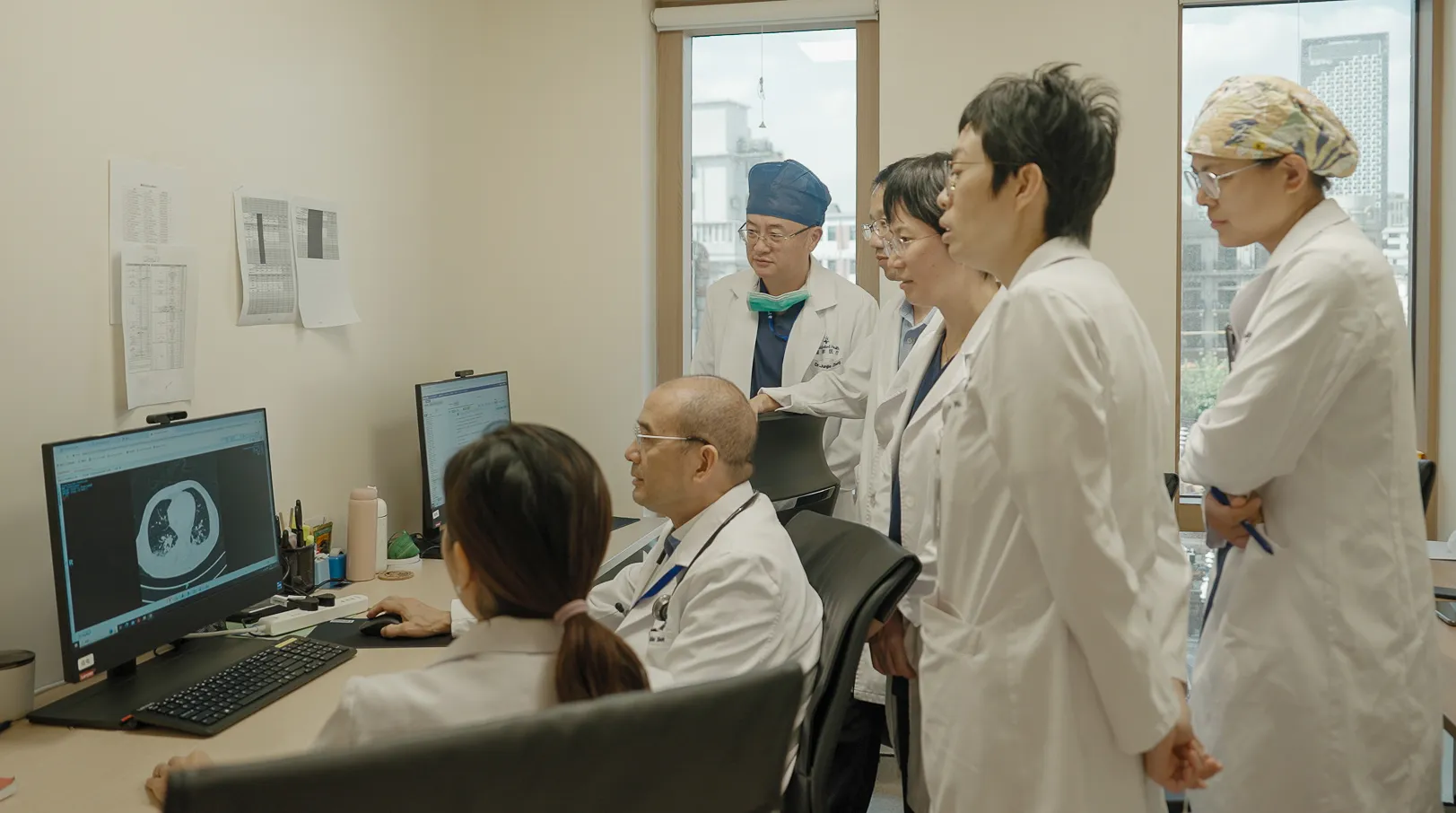 The SinoUnited Health medical team at Shanghai SinoUnited Hospital